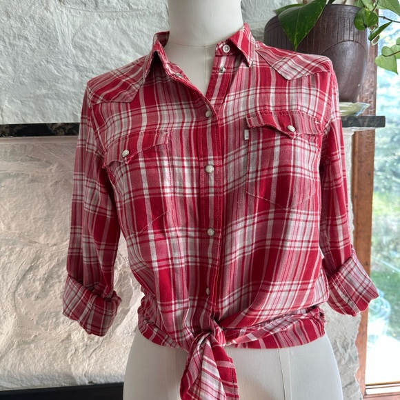 Levi’s flannel pearl button up shirt. - Picture 2 of 5